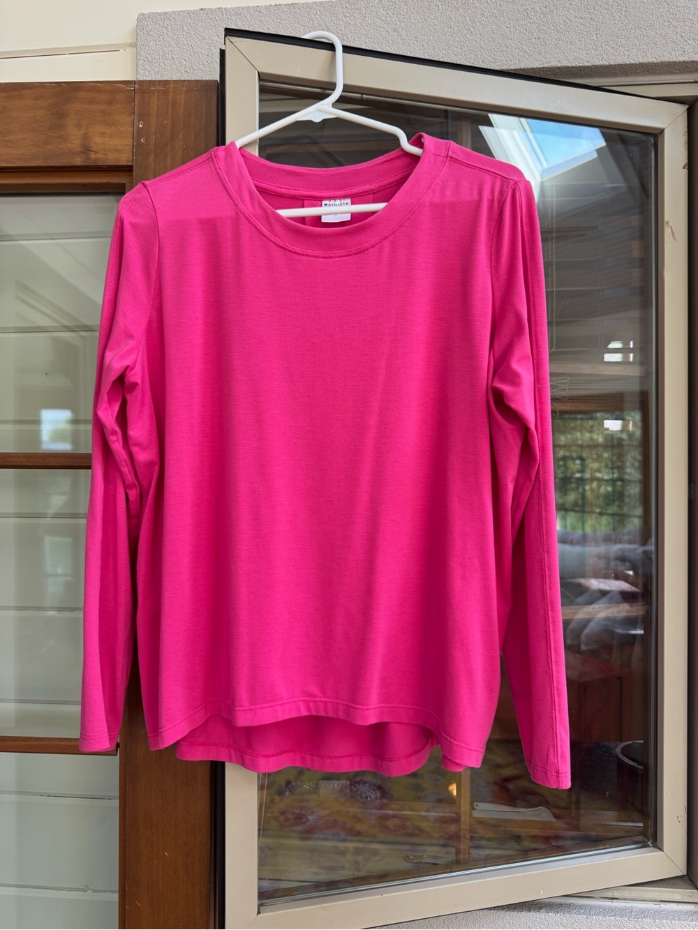 Athleta Bright Fuchsia Long-Sleeve Crewneck Top
